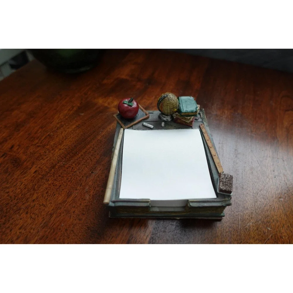 S Sarna Teacher Student Memo Holder Desk Accessory Apple Globe Books Chalkboard‎